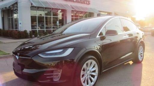 TESLA MODEL X 2017 5YJXCAE26HF034866 image